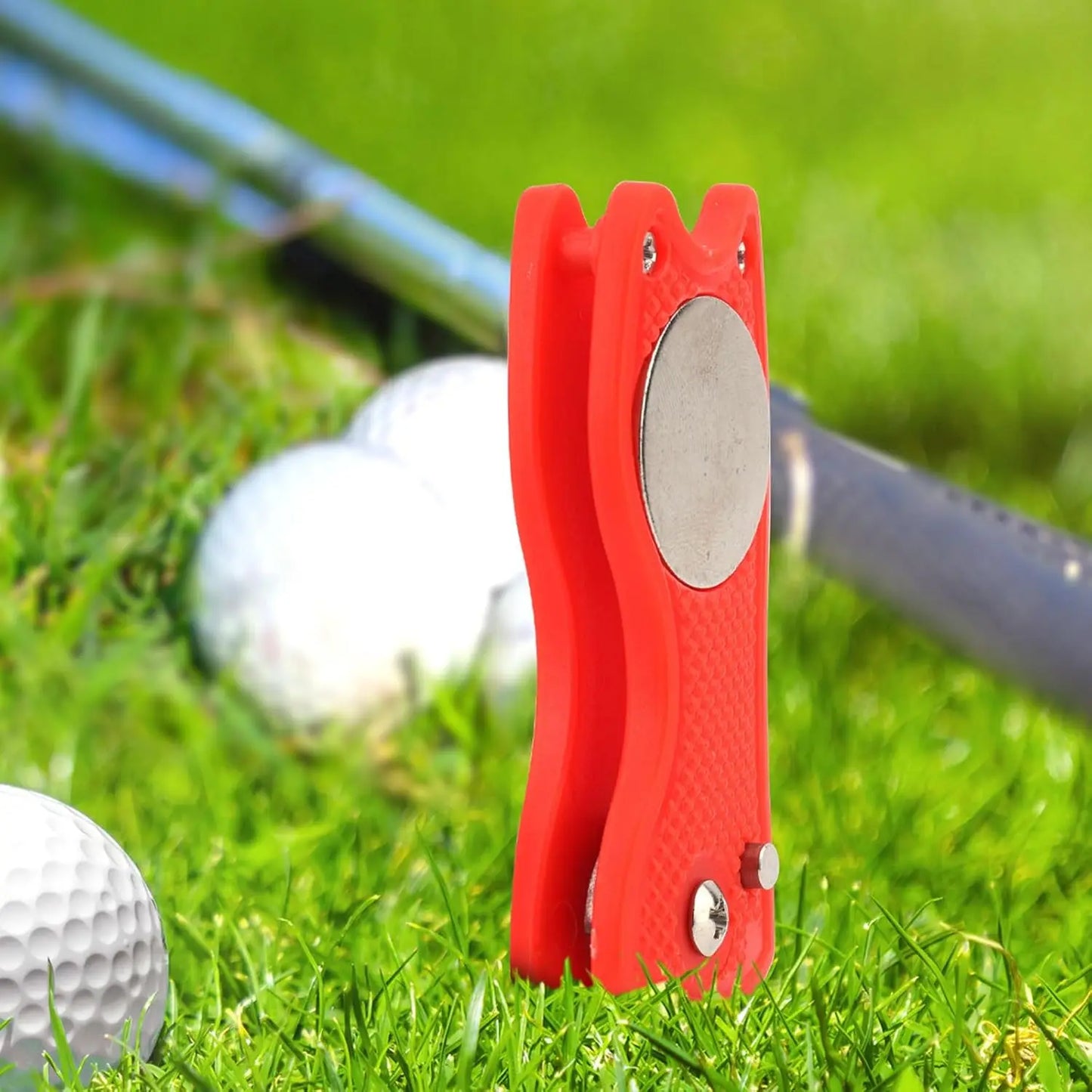 3-in-1 Switchblade Golf Divot Tool